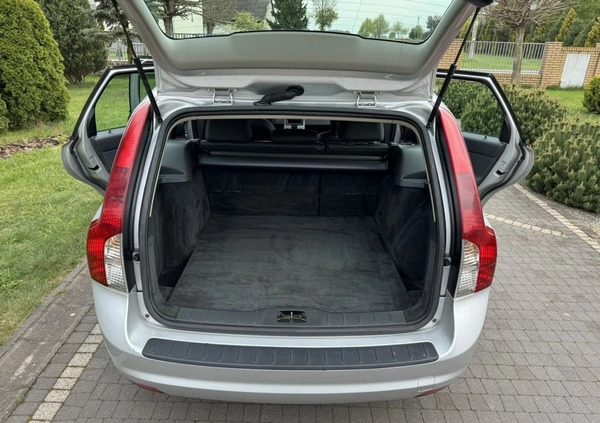 Volvo V50 cena 14900 przebieg: 210000, rok produkcji 2008 z Jastrowie małe 596